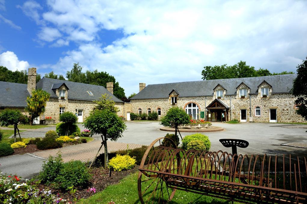 Au Relais Du Gue De Selle Hotel Mézangers Екстериор снимка