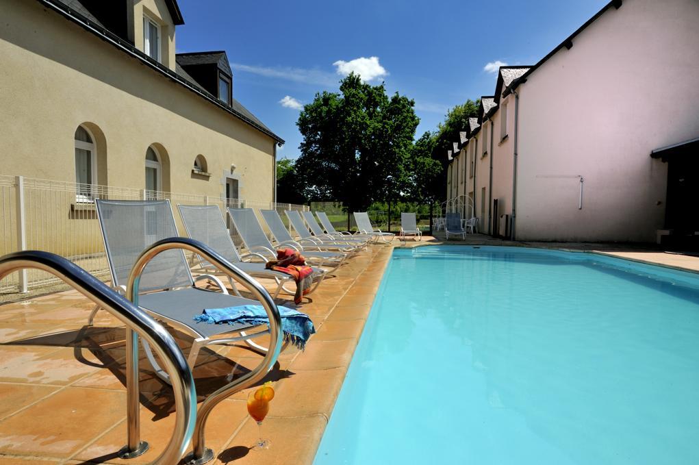 Au Relais Du Gue De Selle Hotel Mézangers Екстериор снимка