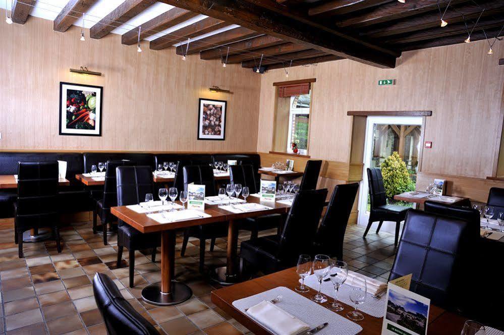 Au Relais Du Gue De Selle Hotel Mézangers Екстериор снимка